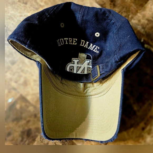 NOTRE DAME Fighting Irish VINTAGE Blue Baseball Ballcap Hat- OS - Picture 5 of 7